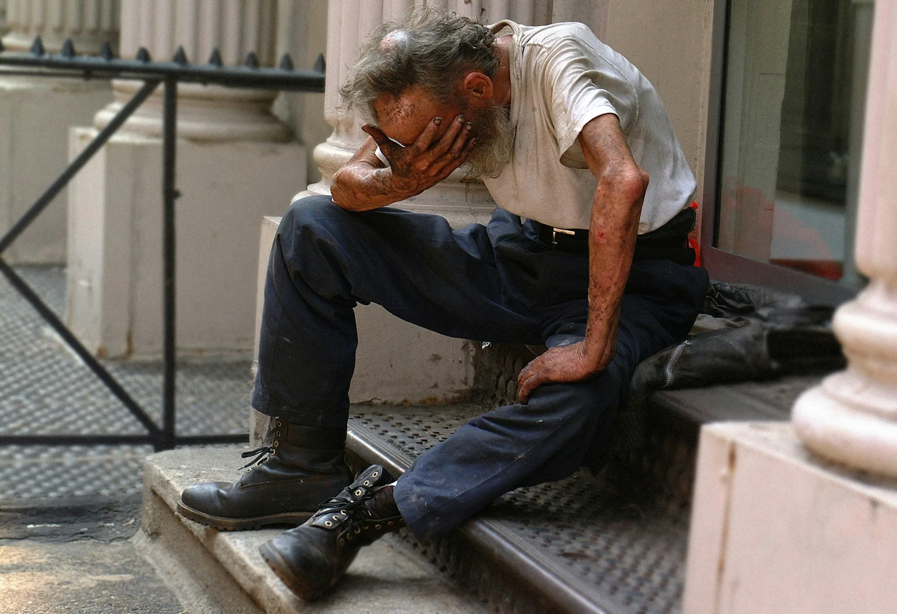 Alcoholism in the Heartland: Breaking the Cycle and Finding Hope in Recovery